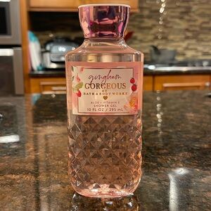 Gingham gorgeous shower gel
